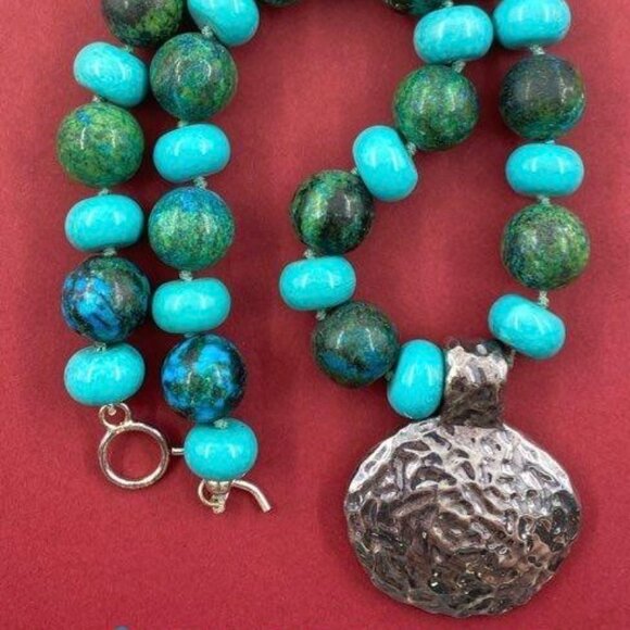 Sterling Hammered Pendant Stone Beaded Statement Necklace - Picture 1 of 5